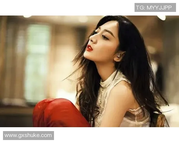 足球场上的女神魅力头像qq真人足球明星女的精彩瞬间