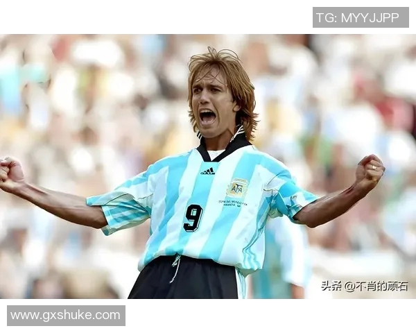 足球明星心目中的传奇球星评选揭晓谁才是真正的足球之王