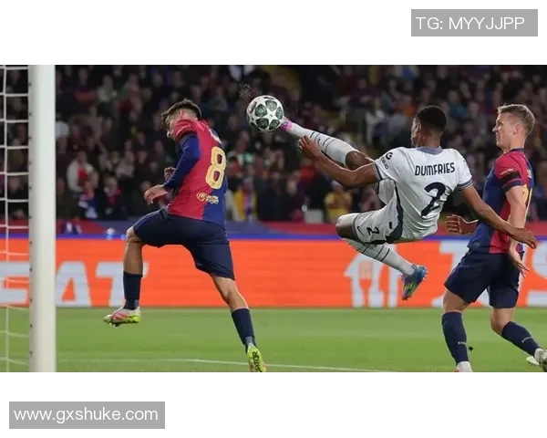 世界足球明星精彩瞬间回顾与传奇时刻分享