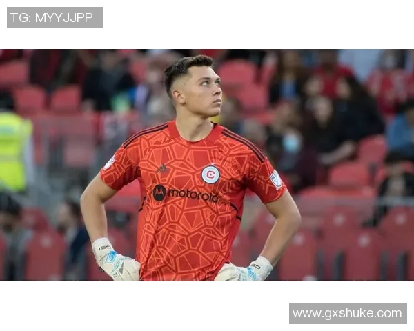 现在最年轻的足球明星崭露头角引领未来足球新潮流