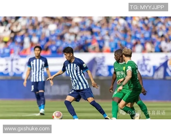 各大足球明星揭露最新内幕与趣事引发球迷热议