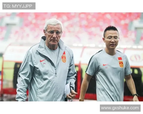 国足对韩国比赛里皮激情庆祝展现团队凝聚力与斗志